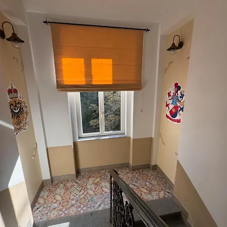 Arbes 14 - Mirror Of Apartment