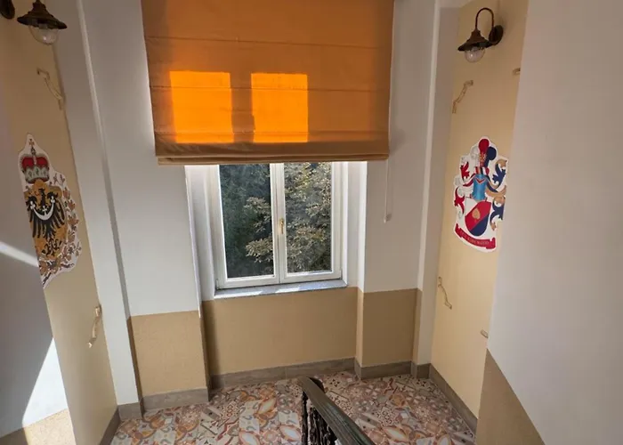 Arbes 14 - Mirror Of Apartment