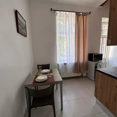 Apartman Arbes 14 - Mirror Of *